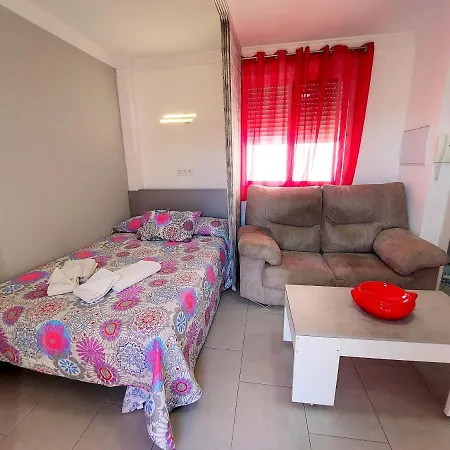 Comfortable In With Mountain View 25 M² & Balcony Appartement *