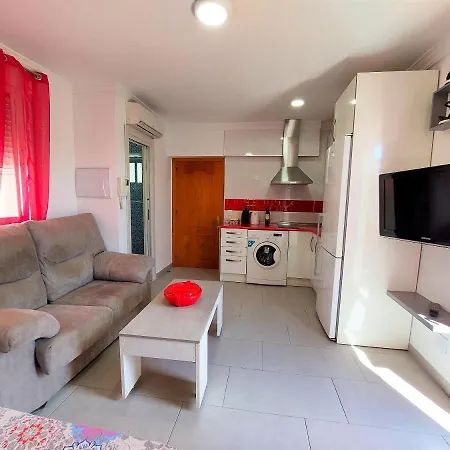 Appartement Comfortable In With Mountain View 25 M² & Balcony *